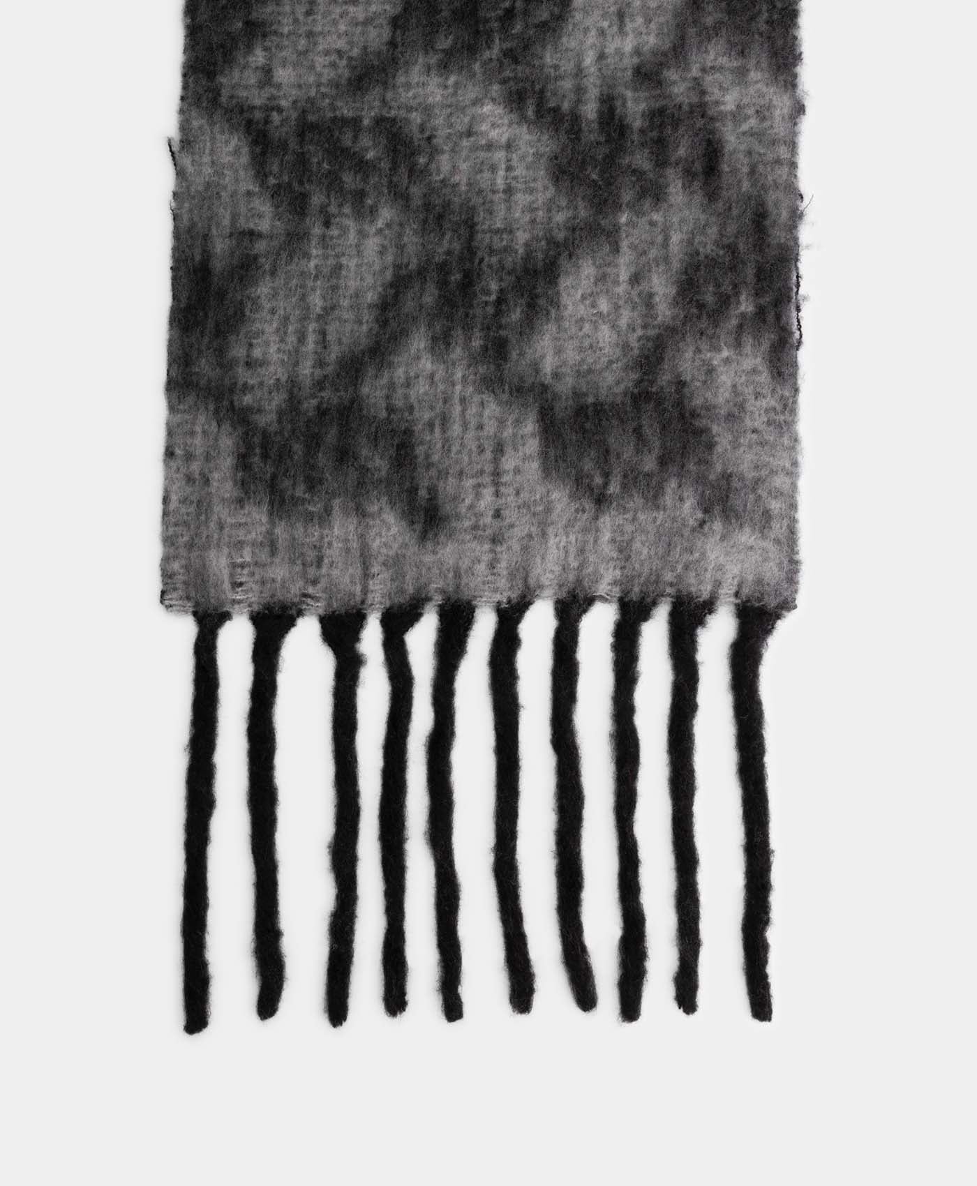 Black Riyo Scarf
